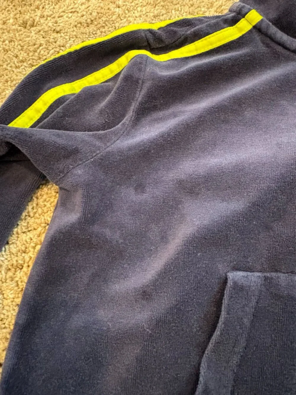 Puma velour tracksuit - Picture 2 of 2